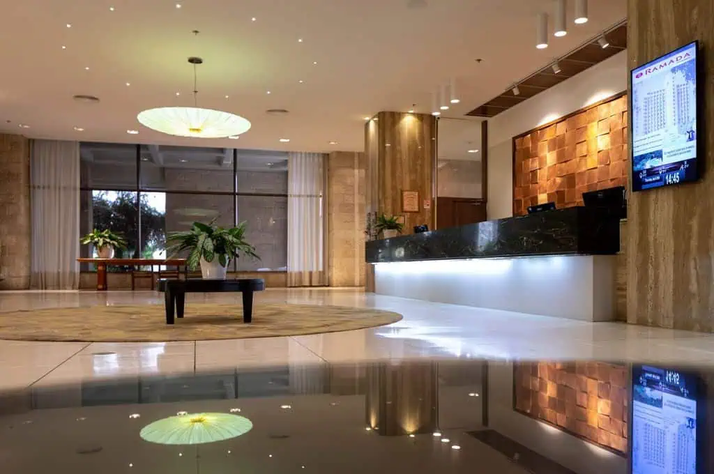 RAMADA_hotel_05
